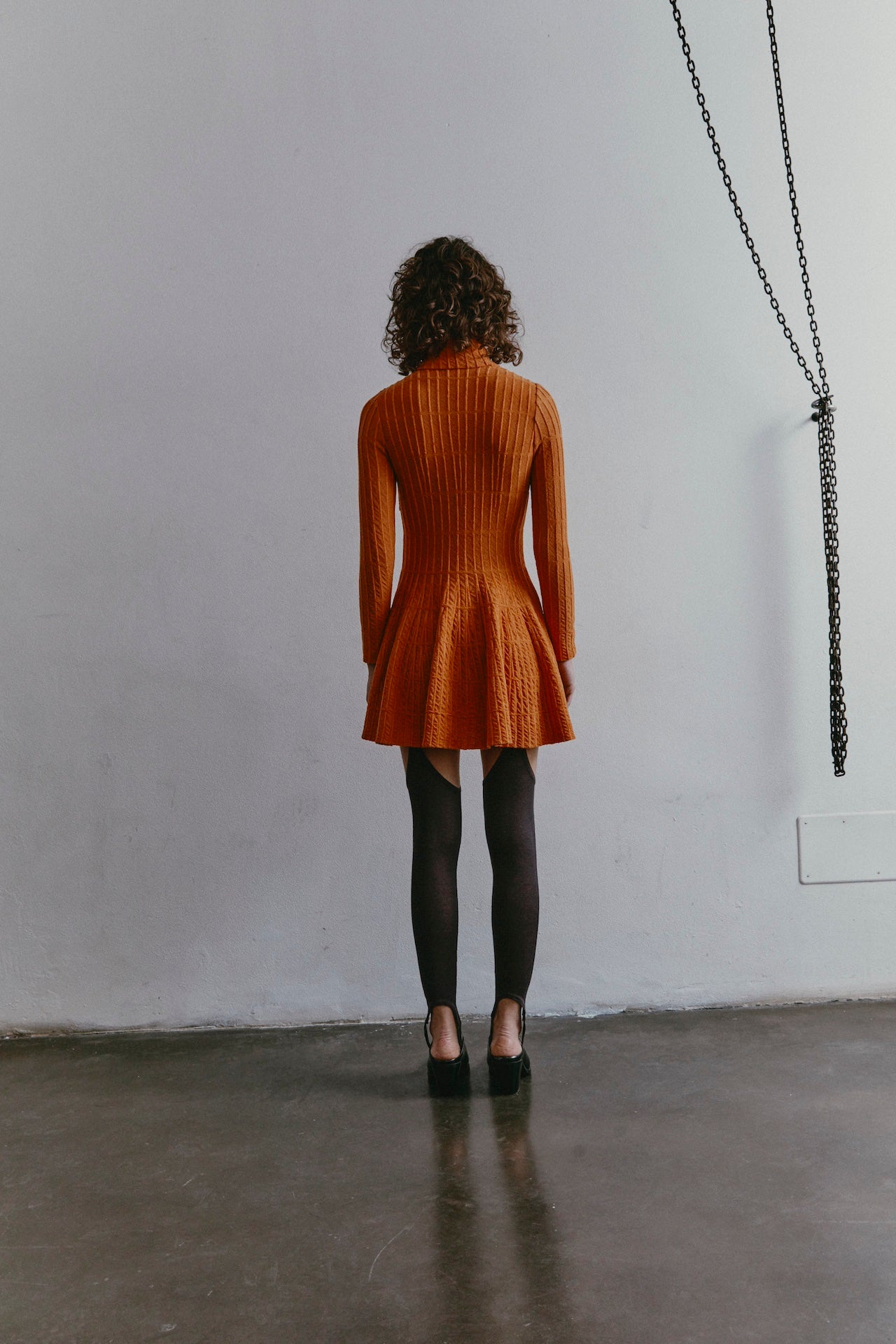 ABITO NORA SKATER ARANCIONE