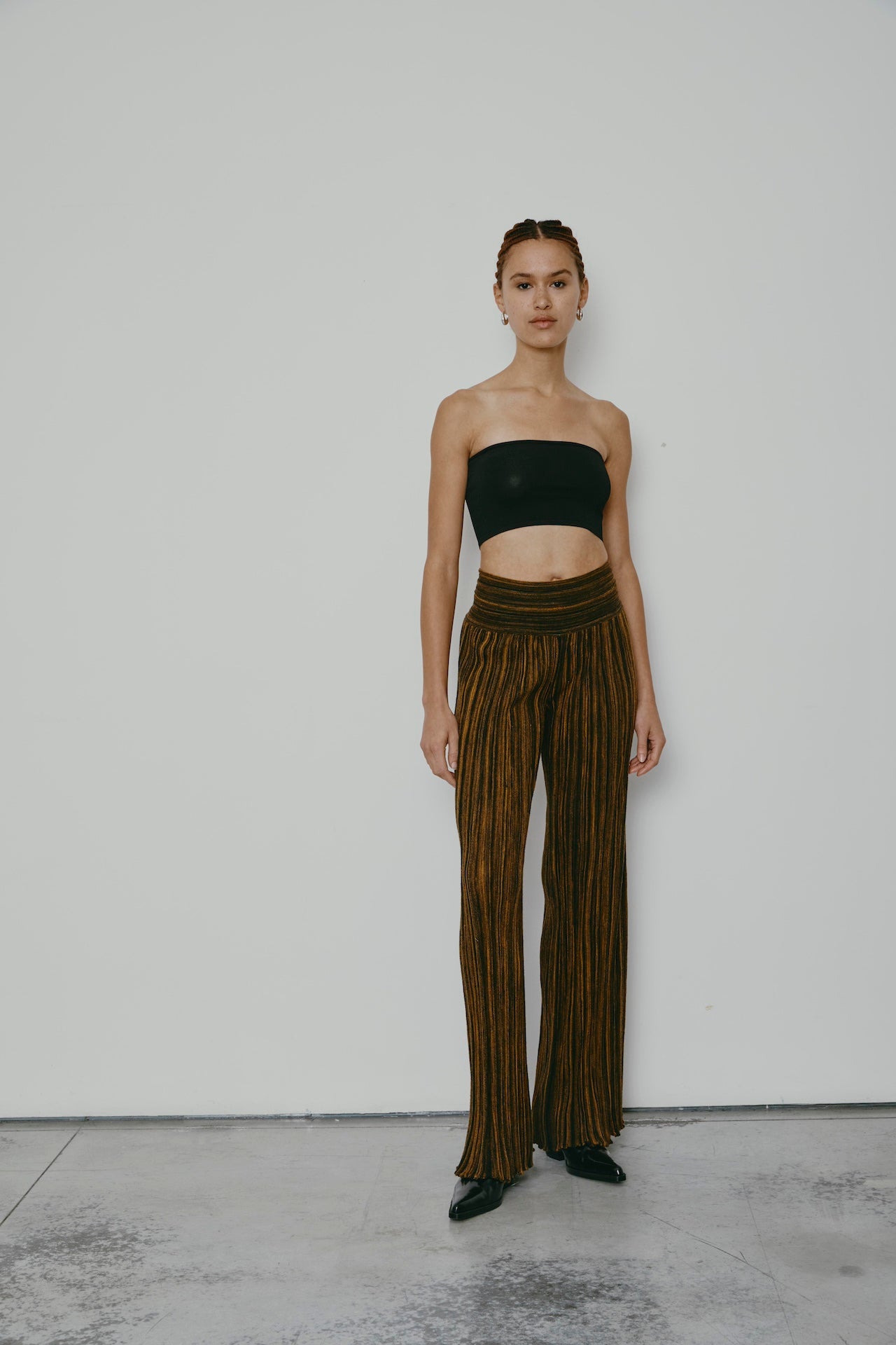 PANTALONI LORIANA TÈ CHAI NERO