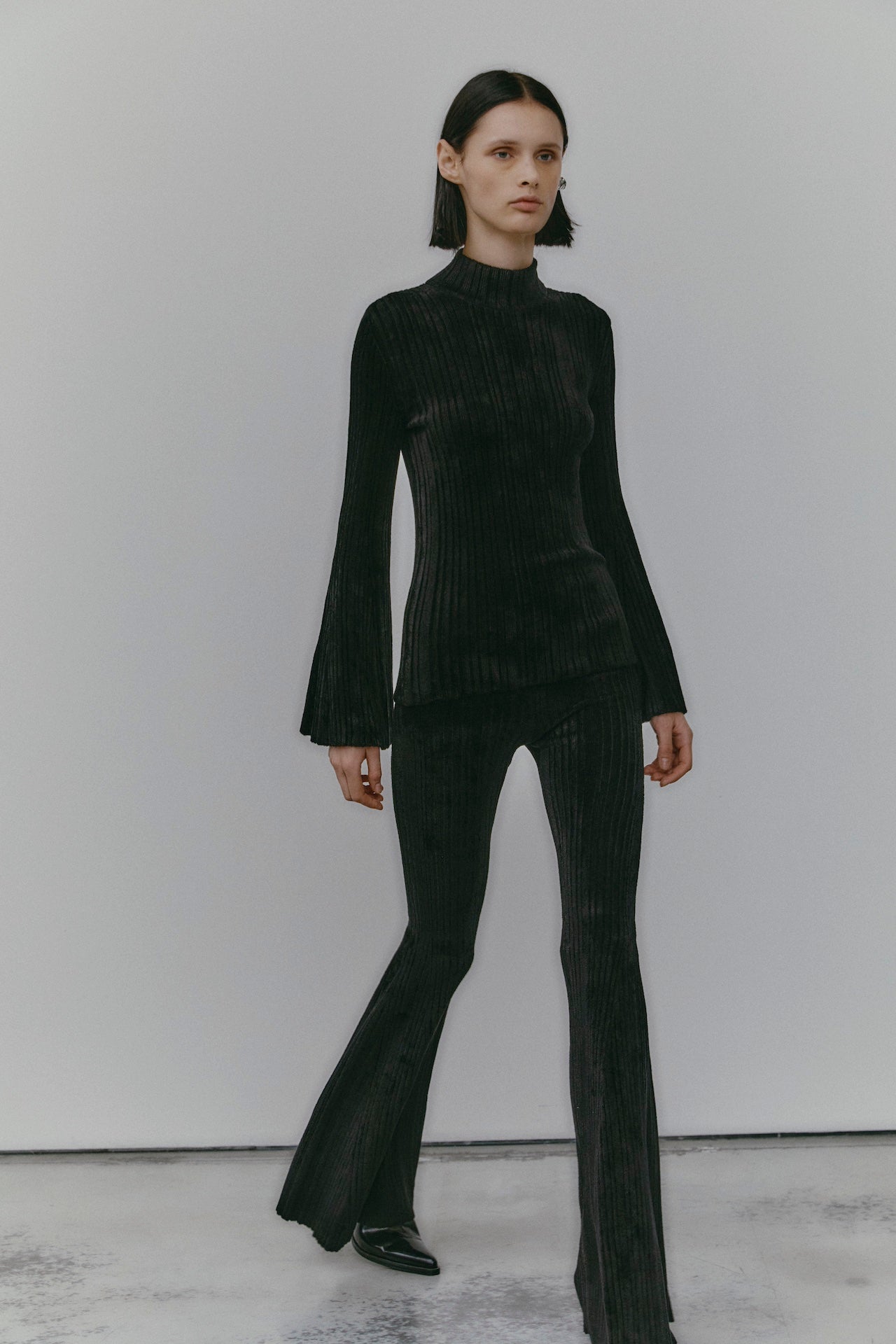 PANTALONI JOVANA NERI