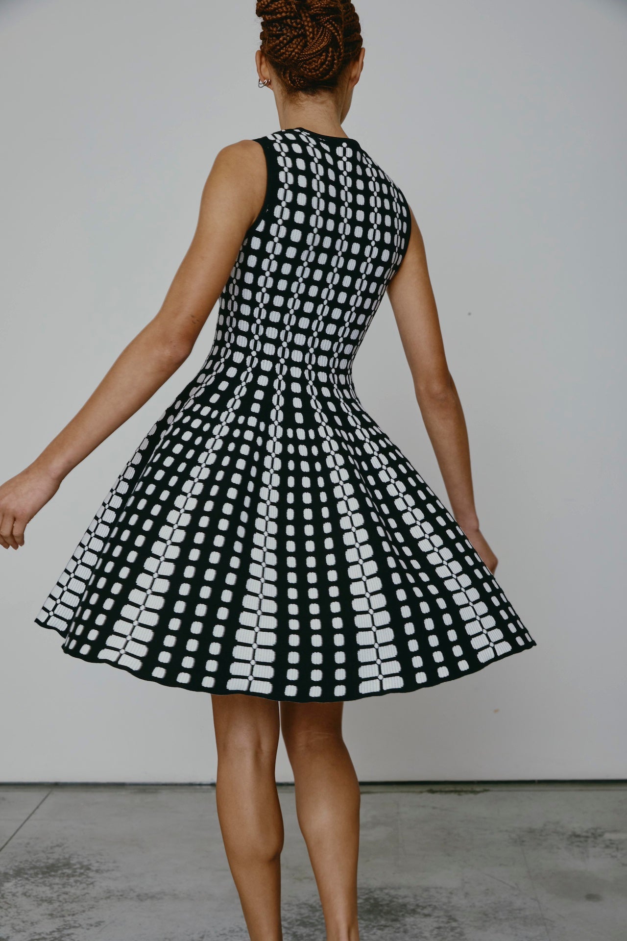 ABITO PATTINATORE DAMARIS NERO BIANCO