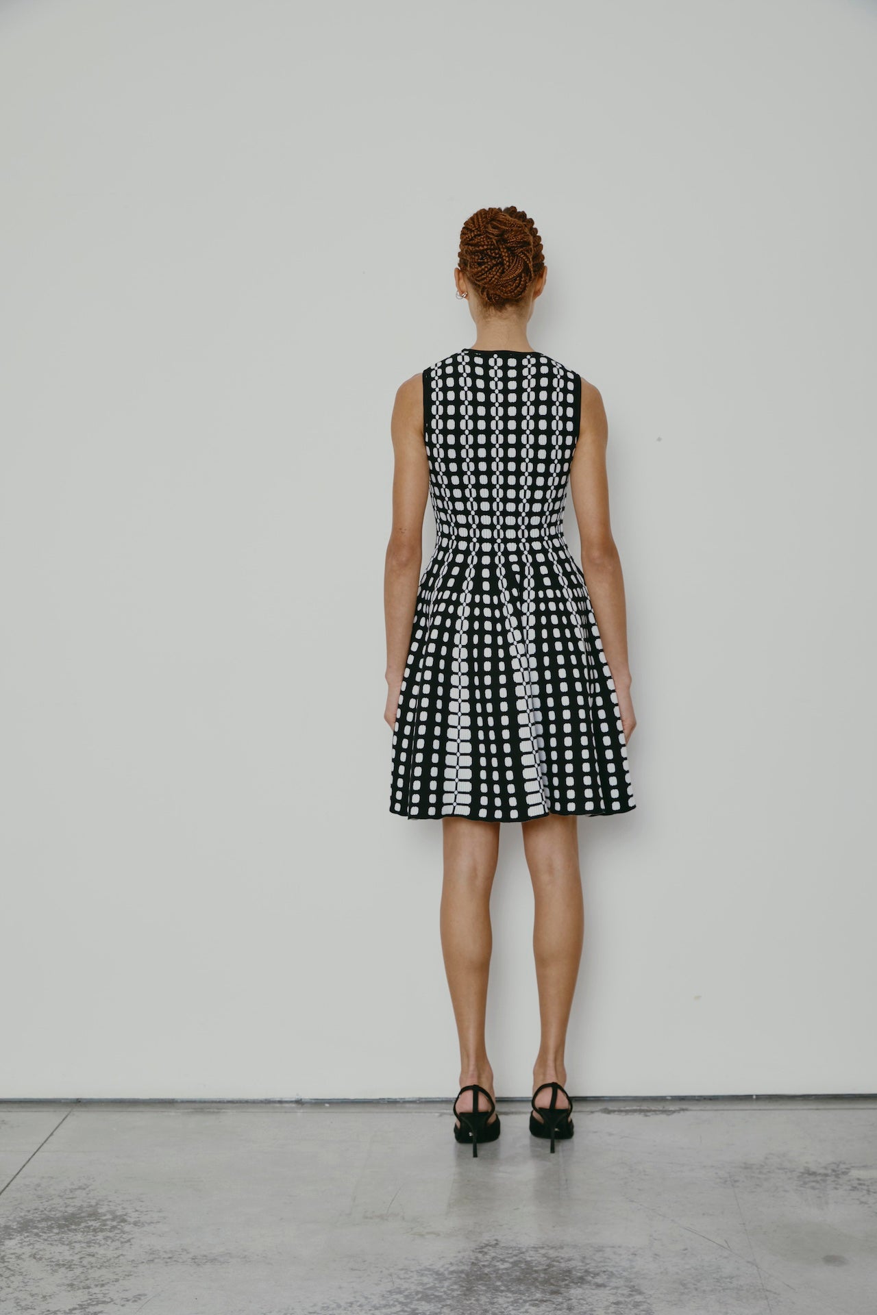 ABITO PATTINATORE DAMARIS NERO BIANCO