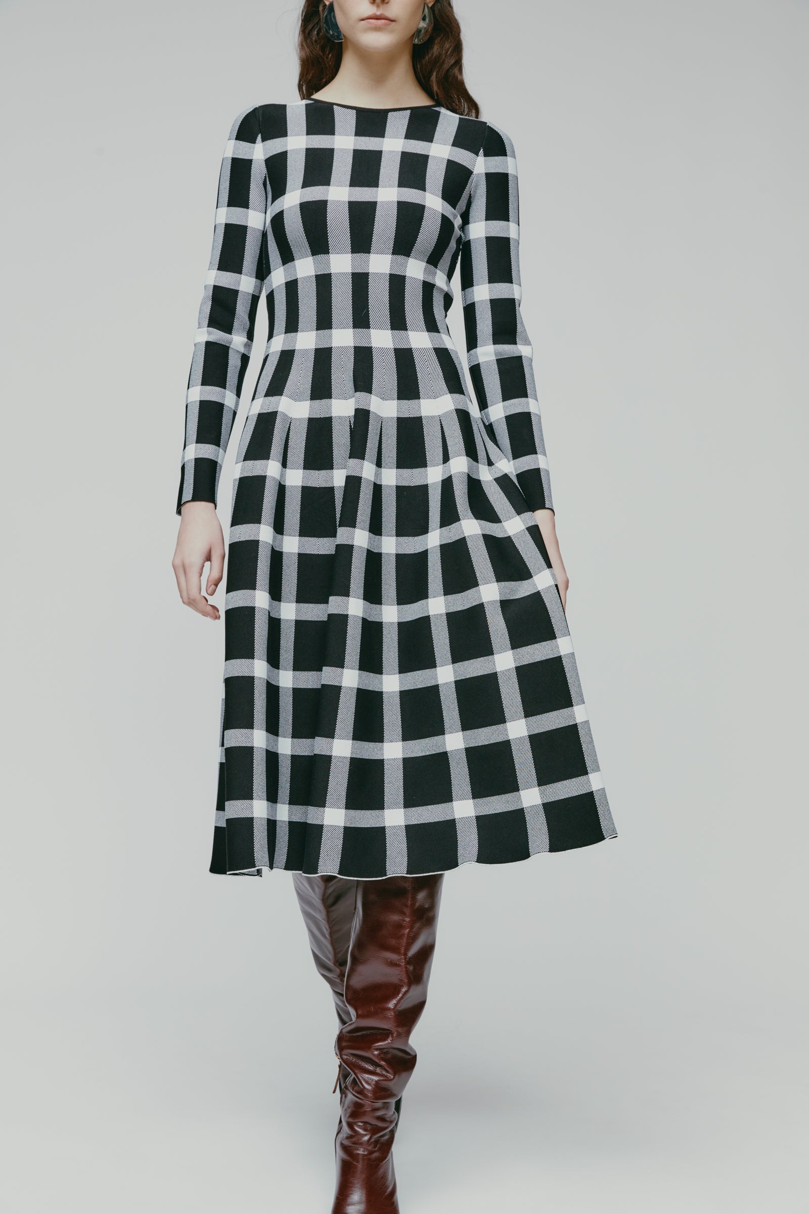 AVA	DRESS