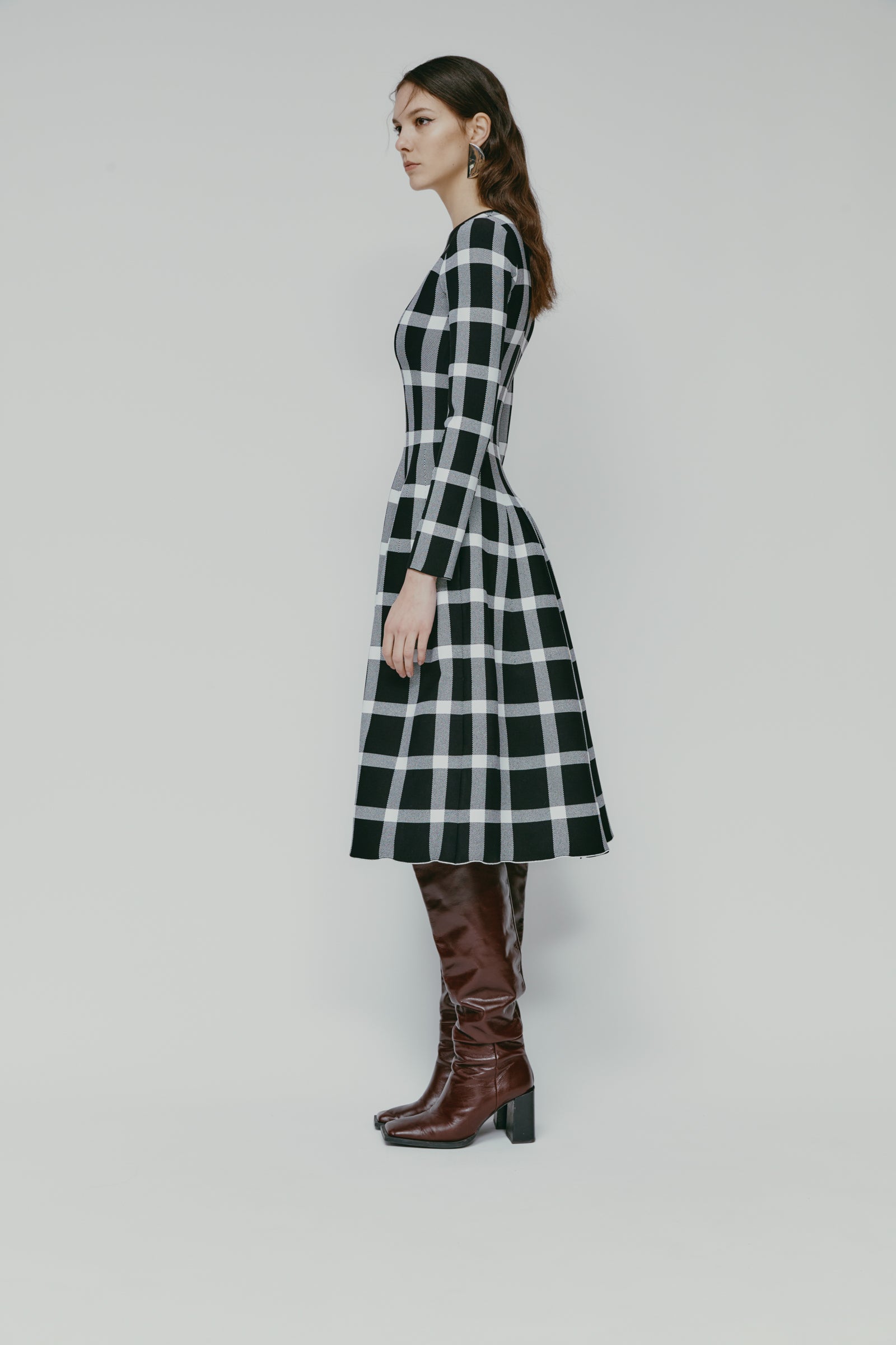 AVA	DRESS