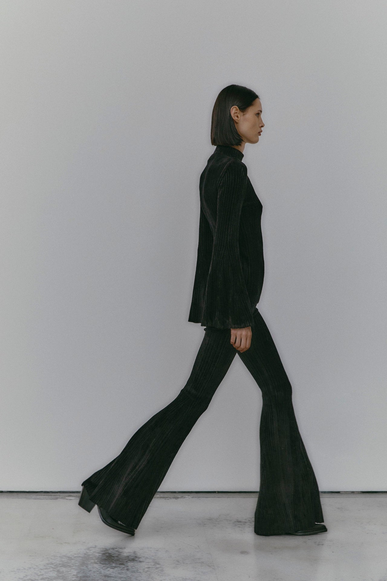 PANTALONI JOVANA NERI 
